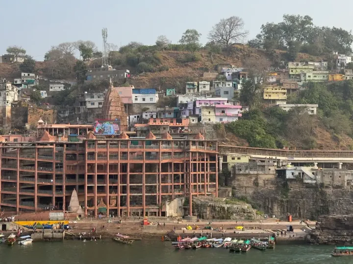 The Omkareshwar Jyotirlinga temple on Mandhata island above the Narmada ghats
